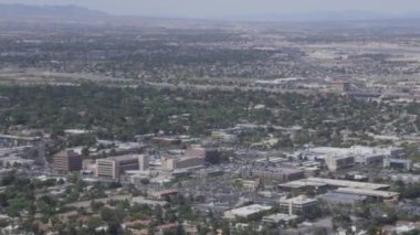 Las Vegas strip üzerinde aşağı bakıyor