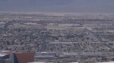Las Vegas strip üzerinde aşağı bakıyor