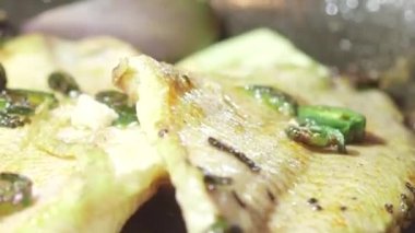 Tavada pişirme balık fileto