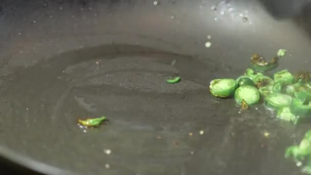 Lapso de tempo Cozinhar filé de peixe na frigideira — Vídeo de Stock