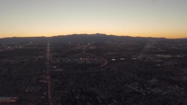 Légi repült át a nevadai Las Vegas strip — Stock videók