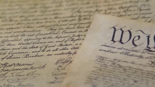 Constitution américaine avec arme à main - Droit de garder et de porter les armes 