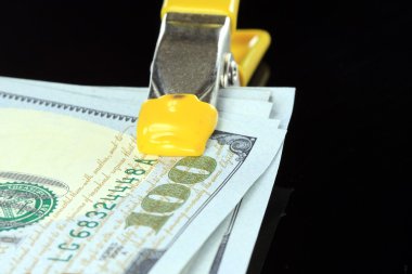 Bir sıkmak senin para koyarak