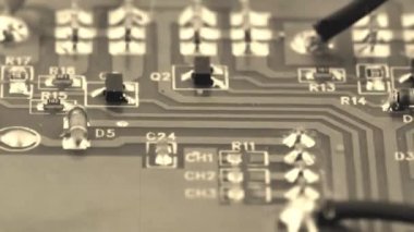 Yeşil devre kartı - Mikroelektronik bileşenleri