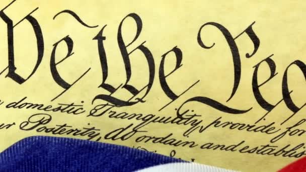 Konstitution av Förenta staterna historiskt dokument - vi människor räkningen av rättigheter — Stockvideo