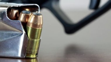 Mermi silah klip - Gun hakları kavramı ile