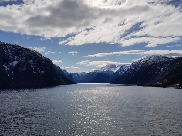 Fiordo Ardalsfjord Noruega — Foto de Stock