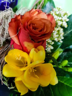 Çiçekli gelin buketi.