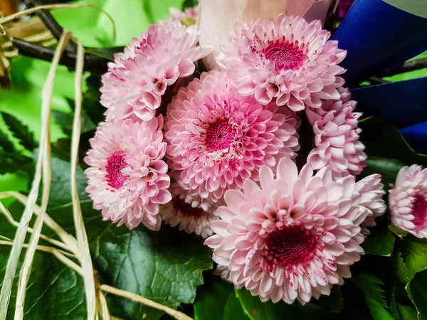 Brautstrauß Mit Verschiedenen Blumen — Stockfoto