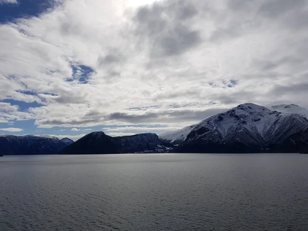 Norveç Teki Sognefjord — Stok fotoğraf