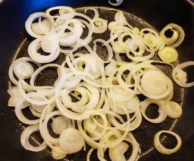 Baconburger - ızgara Burgonya pastırması ve çavdar ekmeğinde kızarmış soğan.