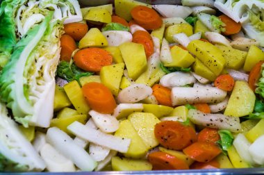 Pastırmalı domuz filetosu.