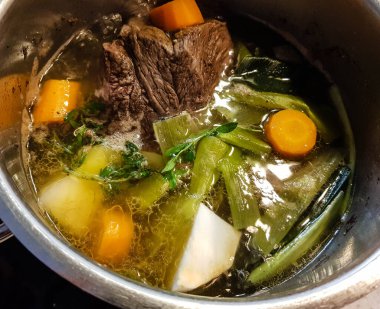 Fasulyeli sıcak ve baharatlı çorba.