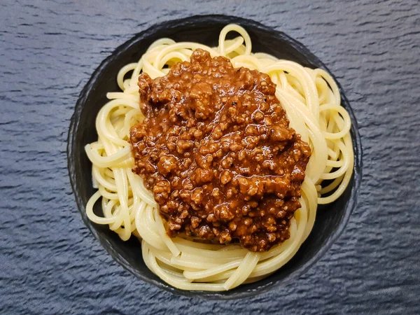 Spaghetti Bolognese Met Tomatensaus — Stockfoto