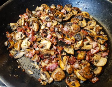 Marinelenmiş frech, ızgara için Iberico Carree 'yi salamura ediyor.