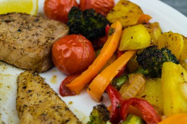 Ton balığı somonu ve turna fileto.