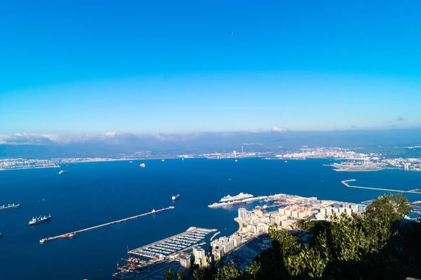 Гибралтар Обезьяны Скалы Средиземном Море — стоковое фото
