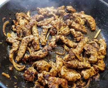 Yunan Gıda jiroskopu, pirinç salatası ve ekmek