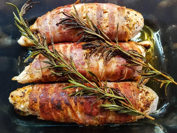 Bacon Wrapped Chicken Breast — Stock Photo, Image