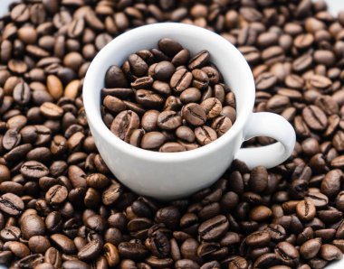 Kızarmış kahve çekirdeği.