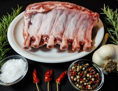 Kızarmış Fransız ızgarası. Izgara için Iberico carree.