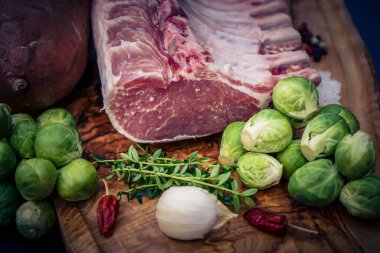 Kızarmış Fransız ızgarası. Izgara için Iberico carree.