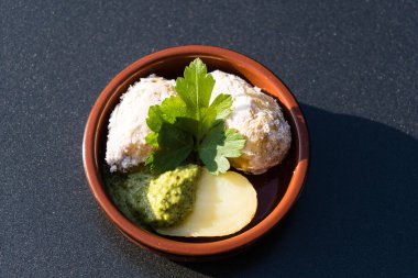 İspanyol tapas papas arrugadas with mojo