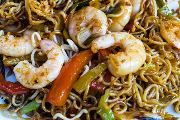 Chinese Food Roasted Noodles Shrimps Garlic — Stock Photo, Image