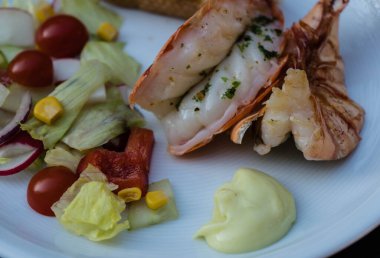 Izgara için Kara Kaplan Kral karidesleri