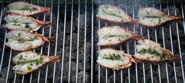 Black Tiger King Prawns Grilling — Stock Photo, Image