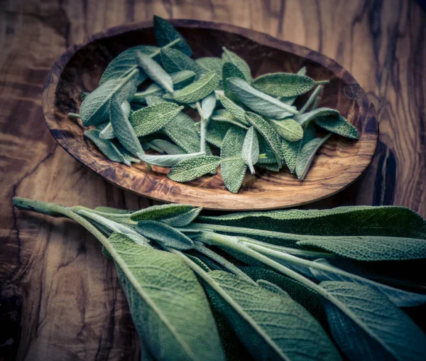 Alternative Medizin Mit Salbeiblättern — Stockfoto