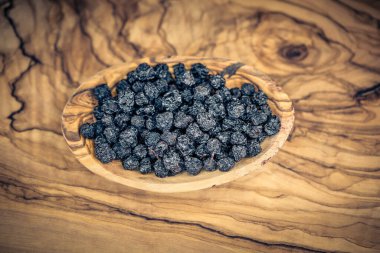 Siyah Rowan Aronia boğuk çilek