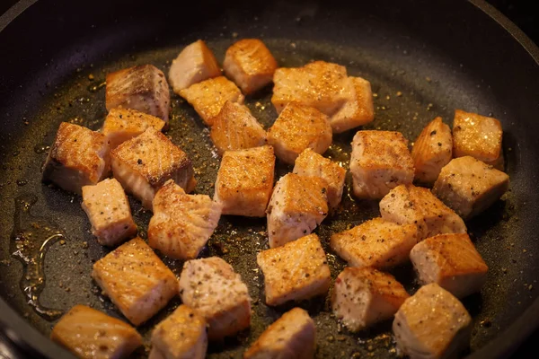 Espaguetis Salmone Fideos Con Camarones Filete Salmón — Foto de Stock