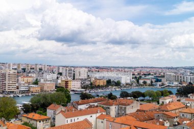 Sv.Stosije katedrali açısından Hırvatça Zadar