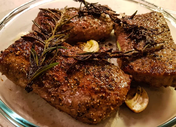 Bifes Cordeiro Rosmaninho Com Alho — Fotografia de Stock