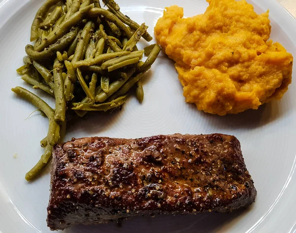 Filetes Cordero Romero Con Ajo — Foto de Stock