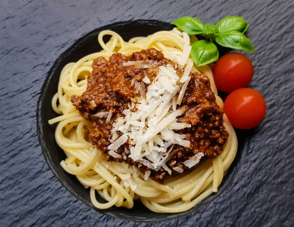 Espaguetis Boloñés Con Salsa Tomate —  Fotos de Stock