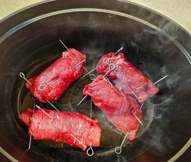 Patates ve sebzeli biftek çorbası.