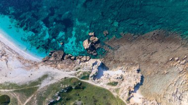 Arutas Sahili, Sinis Yarımadası, Sardunya 'nın insansız hava aracı panoraması