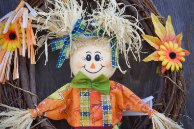 Şükran Günü için New York 'un taşralarından elma bahçesinde doldurulmuş oyuncak bebekler. Filo fotoğrafı