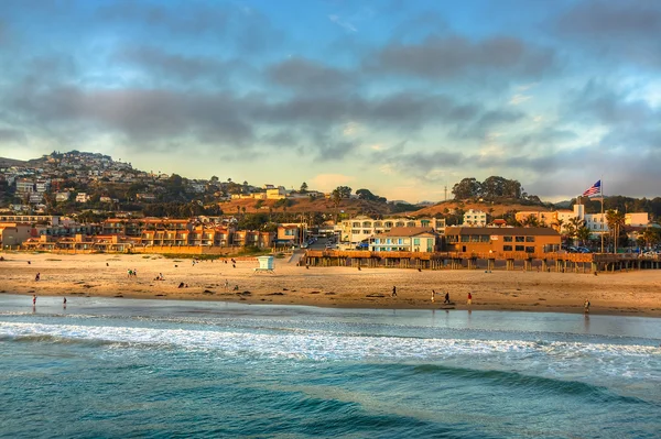 Pôr do sol no cais da praia do Pismo — Fotografia de Stock