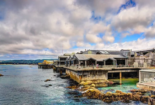 Monterey bay Akvaryumu bina