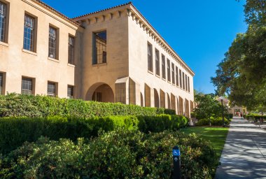 Palo Alto, Kaliforniya'da Stanford Üniversitesi kampüsü