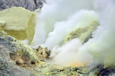 Doğu Java Endonezya 'nın Banyuwangi naipliğindeki İjen Dağı manzarası