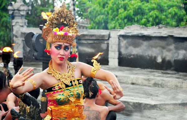 Badung Indonesien Februar 2015 Kecak Und Feuertanz Uluwatu Tempel Badung — Stockfoto