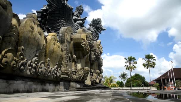 Tabanan Bali Indonesia Lipiec 2021 Pomnik Garudy Wisnu Kencana Parku — Wideo stockowe