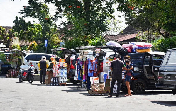 Bali Indonesia July 2021 Group People Selling Some Stuff Cars — Stock Photo, Image