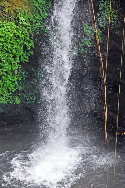 Pequeña Cascada Kincir Aldea Babahan Tabanan Regencia Bali Indonesia Con —  Fotos de Stock