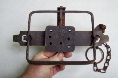 Antique Beaver Leghold Trap clipart