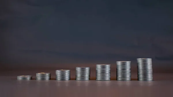 Finansal ya da ticari büyümeyi gösteren 7 yığın para yükselişte..